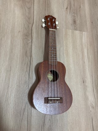 Ukulele soprano OQAN con custodia