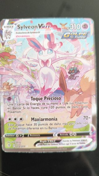 Carta Pokémon Sylveon VMAX Secreto