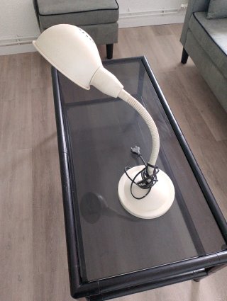 Flexo de escritorio blanco