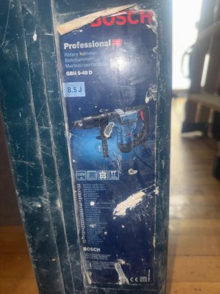 Herramienta para la obra por cierre tengo de todo