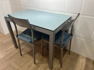 Mesa Extensible de Cristal, acero,madera y 2 Silla