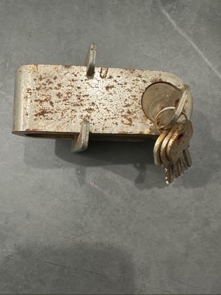 Candado para Reja marca AZBE