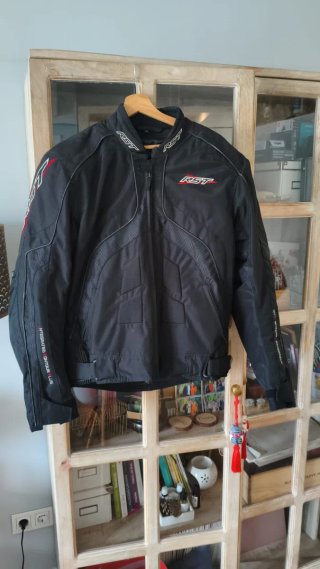Equipacion de Moto RST: Cazadora y Pantalón