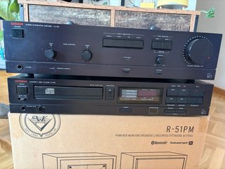 Equipo Hi-Fi Luxman LV-90 y CD D-100
