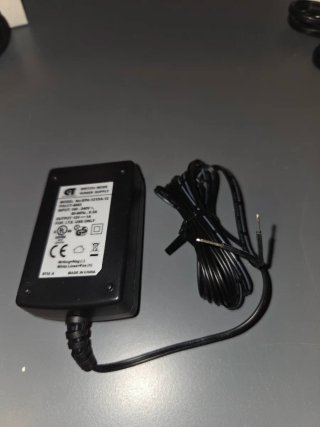 Fuente de alimentación 12V 1A