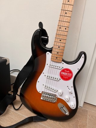 Guitarra Eléctrica Fender Squier Sonic Strat