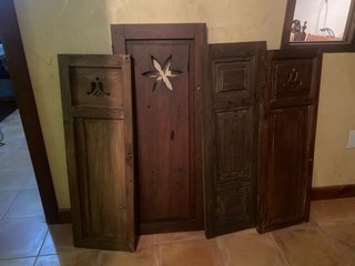Set de 4 mini puertas de Madera Talladas ventana
