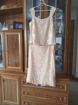 Traje de Mujer Rosa Claro Talla 44