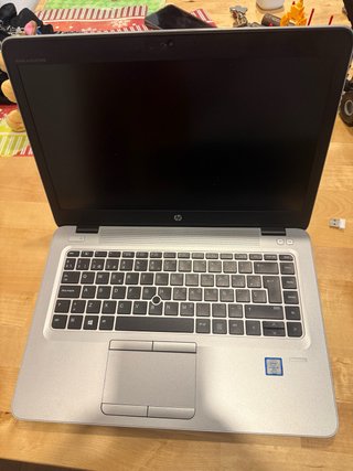 HP EliteBook G4 + Pantalla 24 pulgadas HDMI