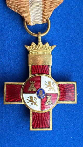 Cruz del Mérito Militar Rojo - Egaña