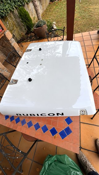 Capó Jeep Wrangler JK Rubicon