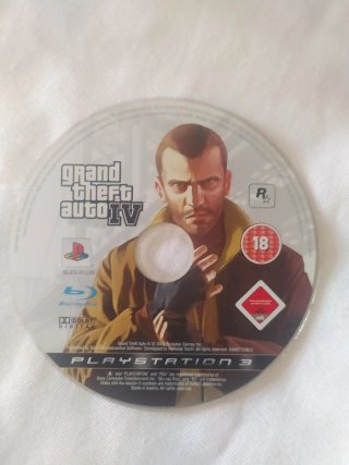 Juego PS3 Grand Theft Auto IV