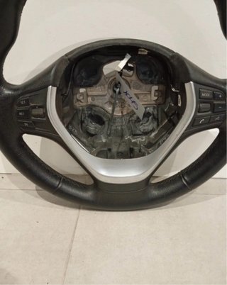 Volante BMW F30