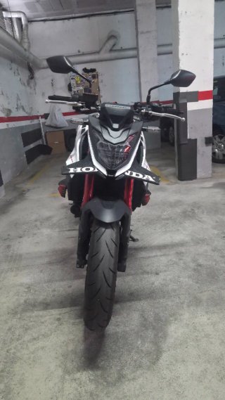 Honda CB 750 Hornet