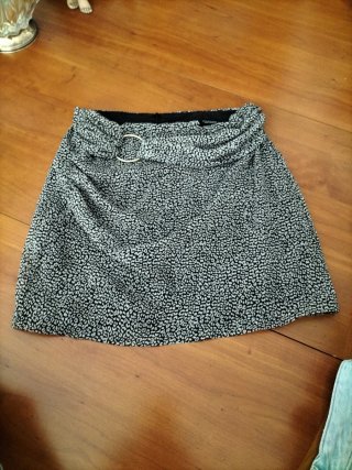 Falda corta estampada