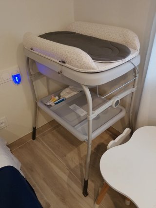 Cambiador de Bebé con Bañera