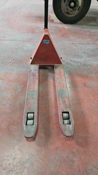 Transpaleta manual 2000kg