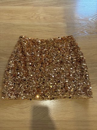 Falda de lentejuelas dorada Zara Talla S