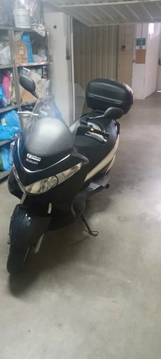 Suzuki Burgman 125