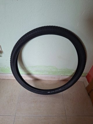 Cubierta de Bicicleta Rockrider