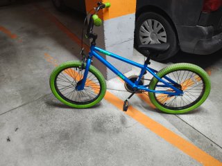 Bicicleta BMX Infantil Azul y Verde