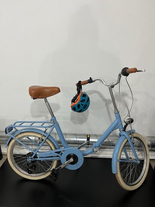 Bicicleta Plegable Azul Estilo Vintage