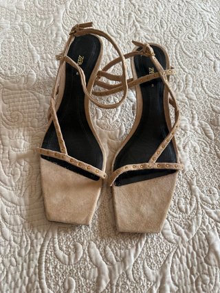 Sandalias Zara Beige Talla 40