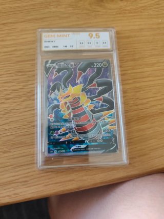 Carta Pokémon Giratina V Graduada 9.5