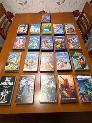 Lote 21 Cintas VHS Disney, Pixar y más