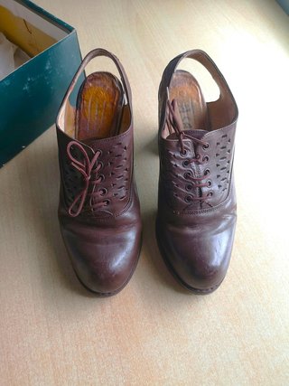 Zapatos Oxford de Tacón Ancho en Piel