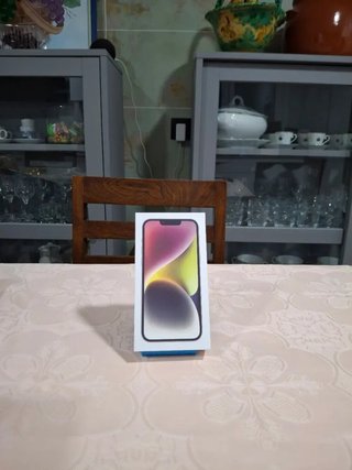 Caja iPhone 14 Plus blanco