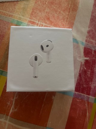 AirPods 4 con Cancelación de Ruido