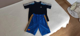 Conjunto Adidas Azul y Negro infantil.