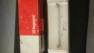 Lámpara de emergencia Legrand