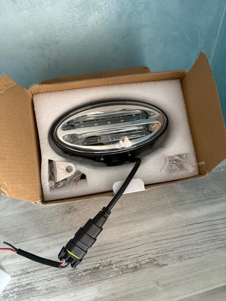 3 Luz Intermitente LED Ovalada