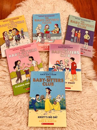 Lote 6 libros The Baby-Sitters Club cómics inglés