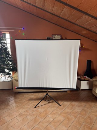 Pantalla para Proyector Enrollable con Trípode