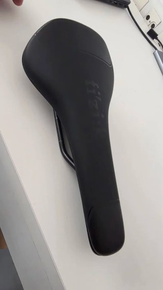 Sillín Fizik Negro