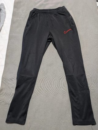 Pantalón Nike Negro