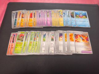 Lote de cartas Pokémon