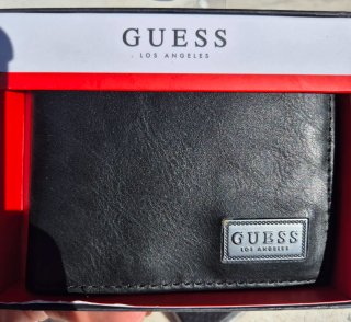 Billetera Guess Negra