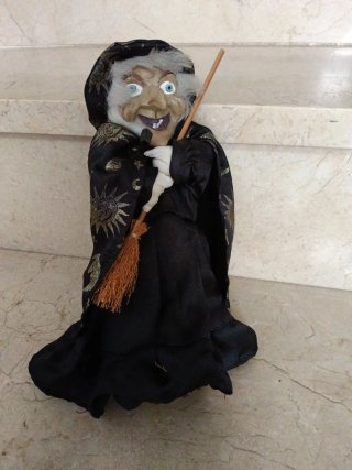 Figura de Bruja para Halloween