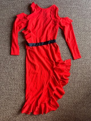 Vestido Rojo con Volantes