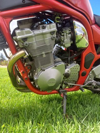 Suzuki Bandit N600