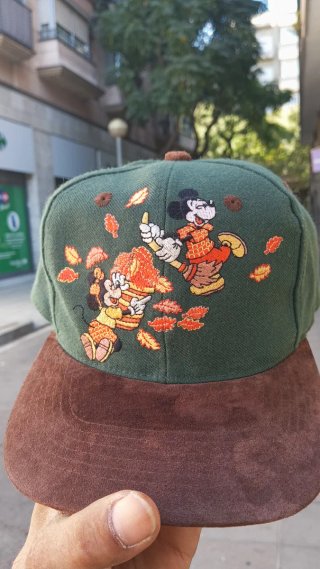 Gorra Vintage Mickey Mouse en lana