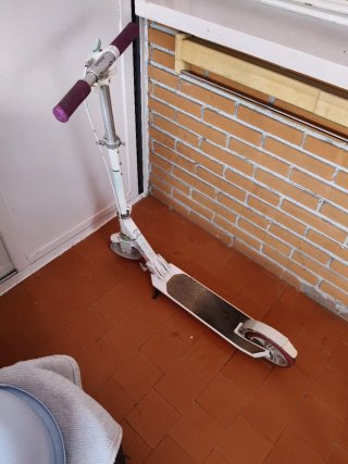 Patinete Infantil Blanco y Morado