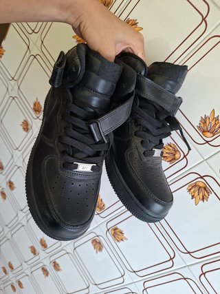 Nike Air Force 1 Mid Negras Talla 37.5