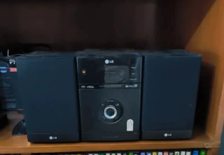 Minicadena LG XA63 con Altavoces y Mando