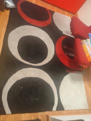 Alfombra con diseño geométrico