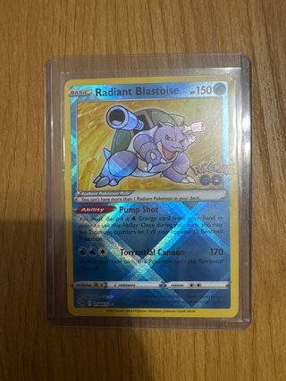 Carta Pokémon Radiant Blastoise